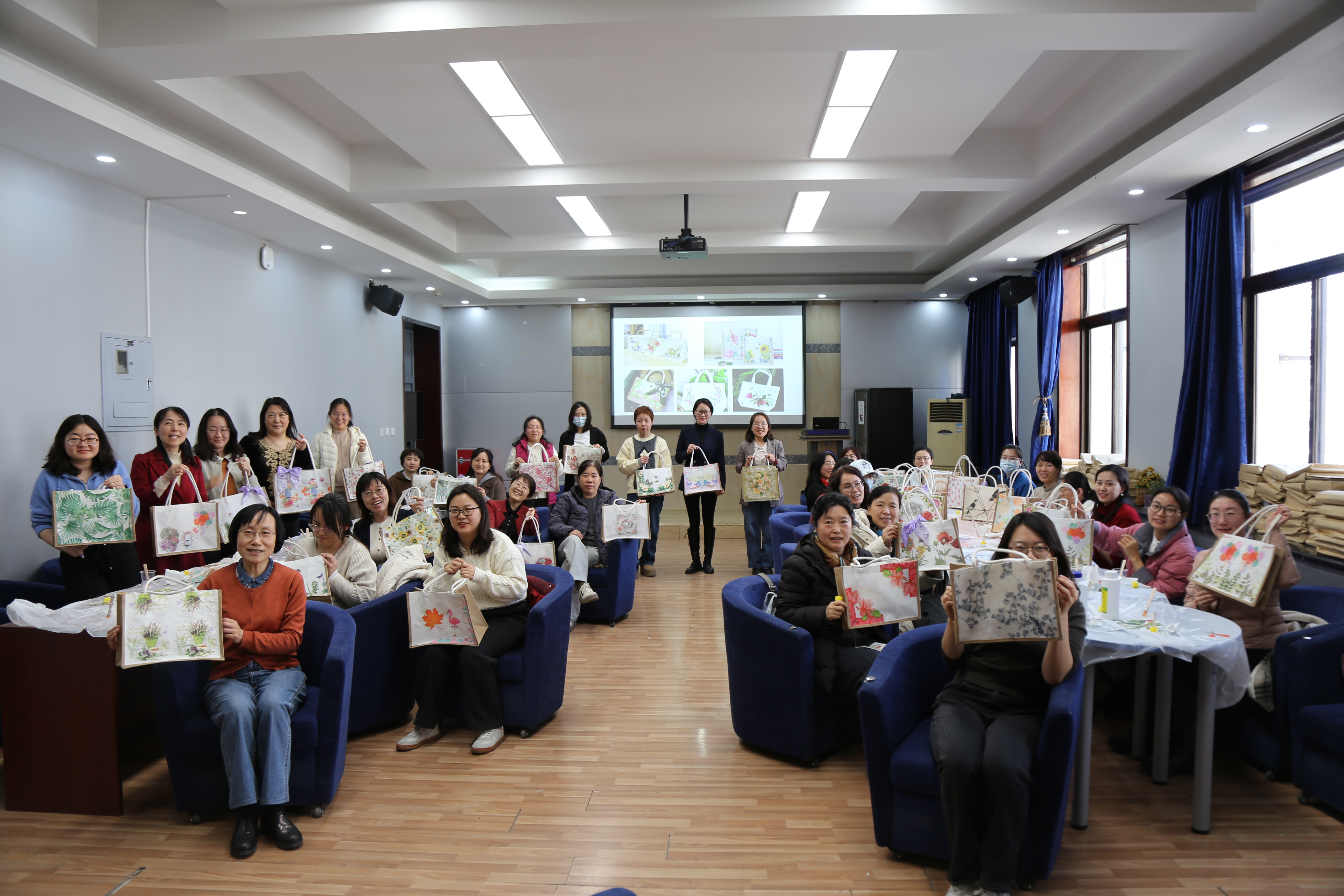 1741335651336590.jpg 1741335651336590.jpg